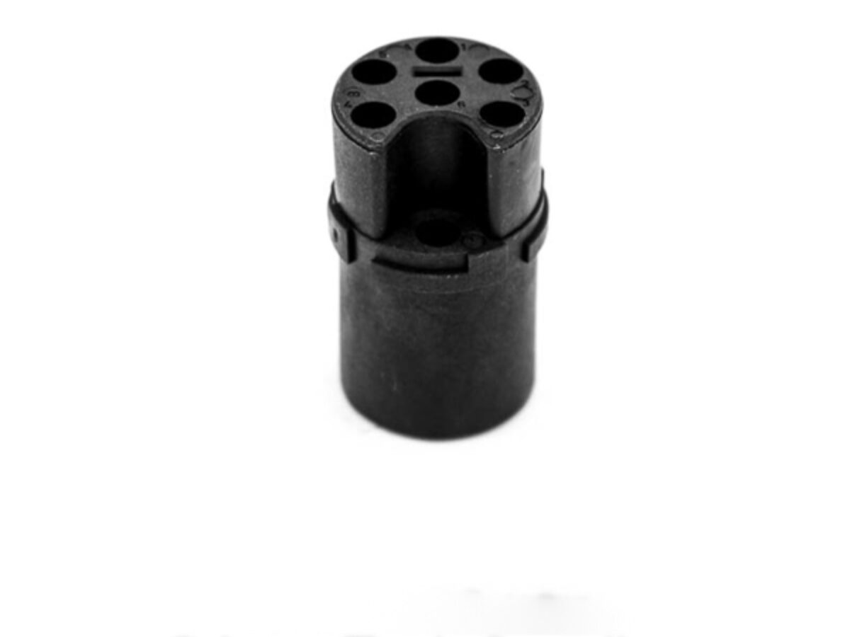 P32128 - Plug Insert Female - R530 Type - Inter-Tech Supplies